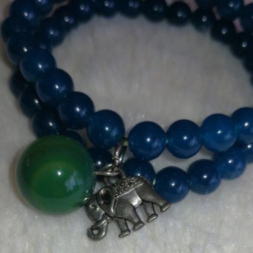 Tradition Chinese Bracelet With Elephant Charm